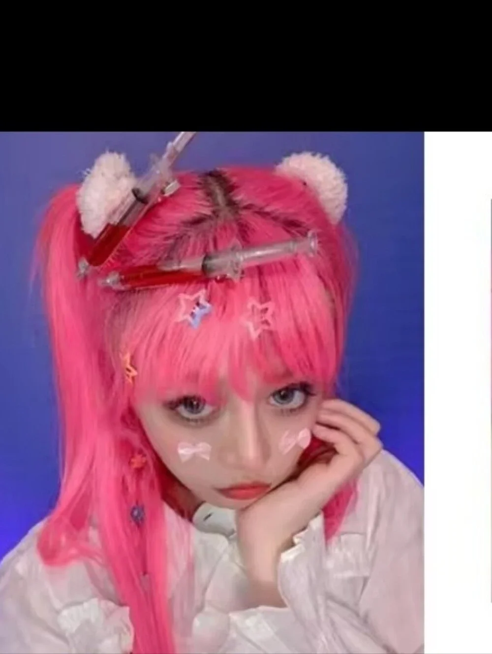 Novelty Syringe hairclip